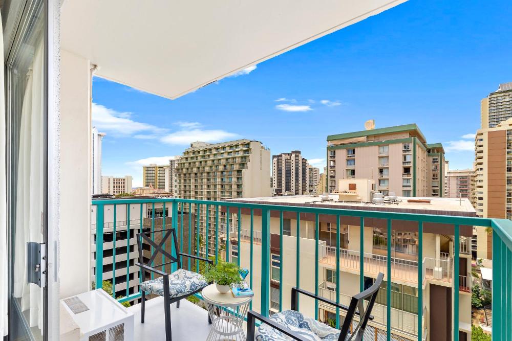 Beautiful Studio in the Heart of Vibrant Waikiki